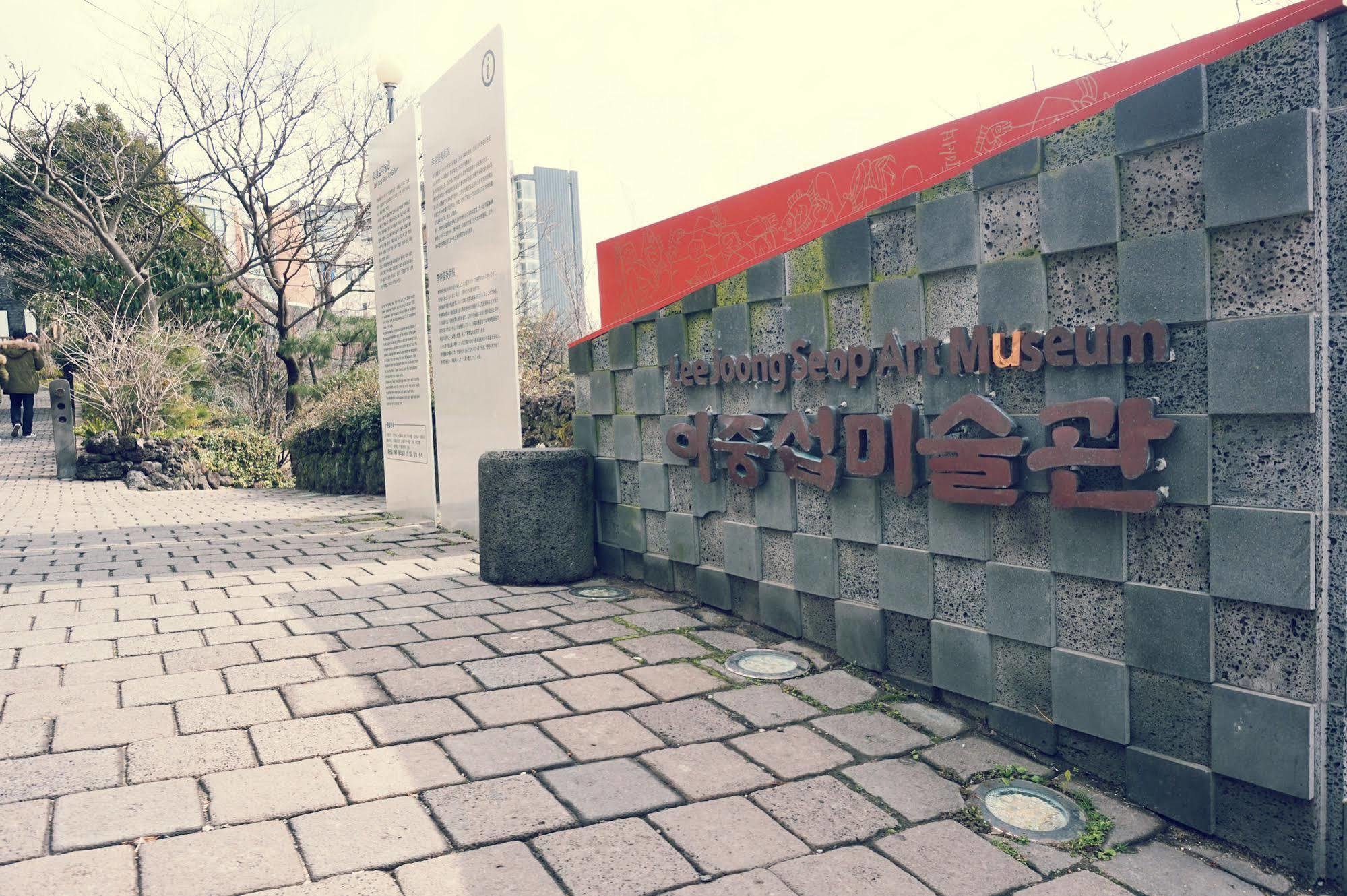 Seogwipo Dongwon Hotel Экстерьер фото